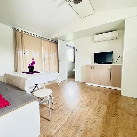 Mobile Homes Relax Park Umag Tatil parkı Karigador