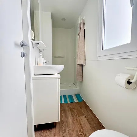 منتزه العطل Mobile Homes Relax Park Umag كاريغادور