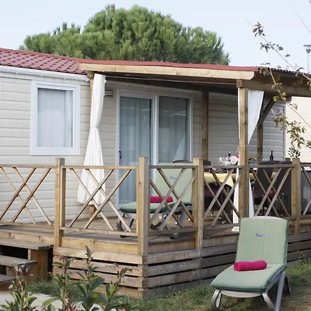 منتزه العطل Mobile Homes Relax Park Umag كاريغادور