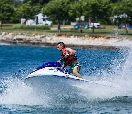 Mobile Homes Relax Park Umag كاريغادور
